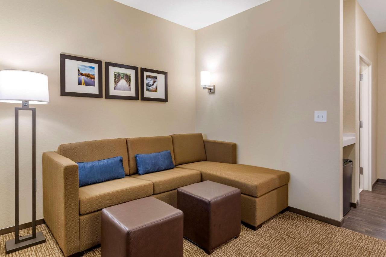 Comfort Suites Newnan Εξωτερικό φωτογραφία