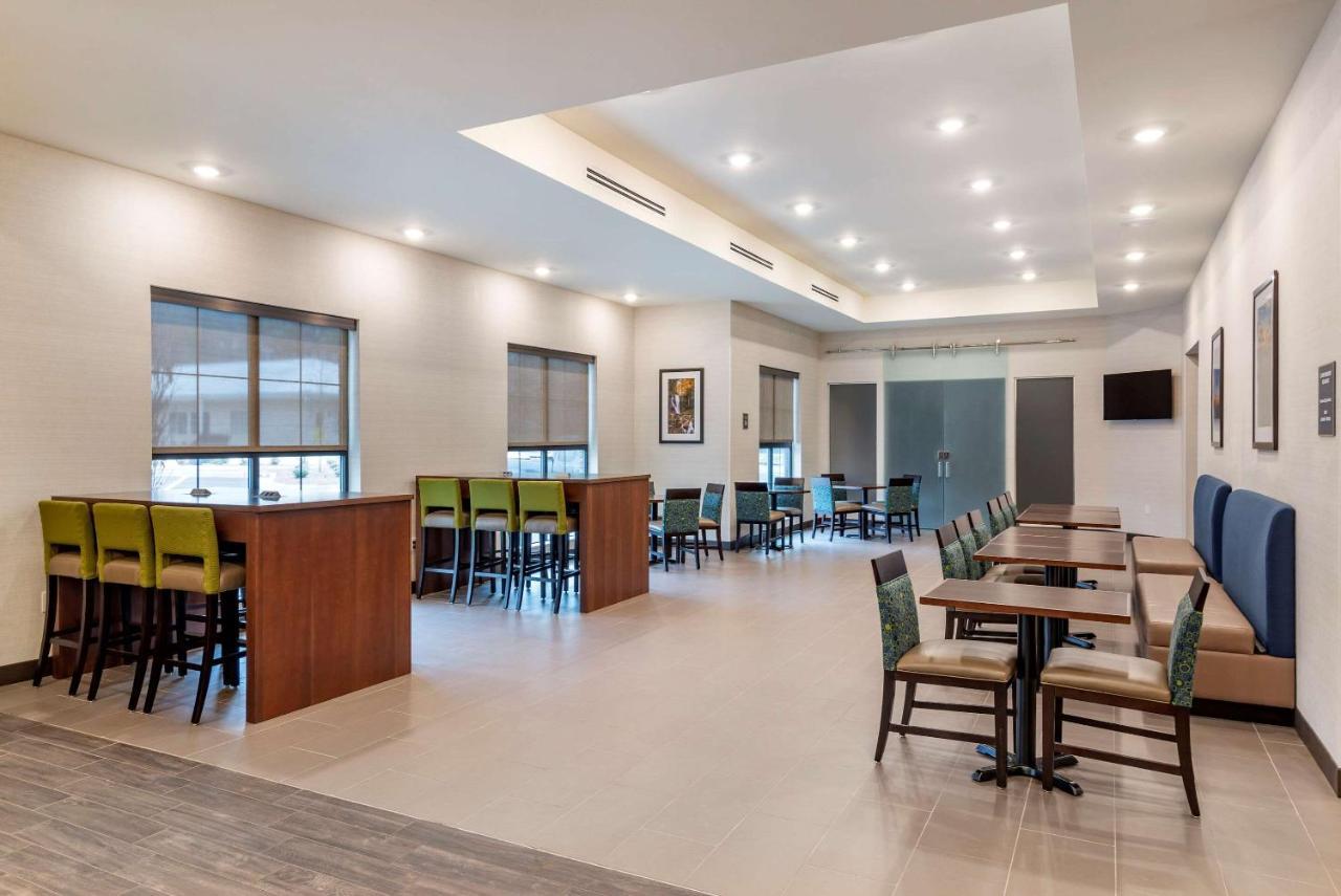 Comfort Suites Newnan Εξωτερικό φωτογραφία