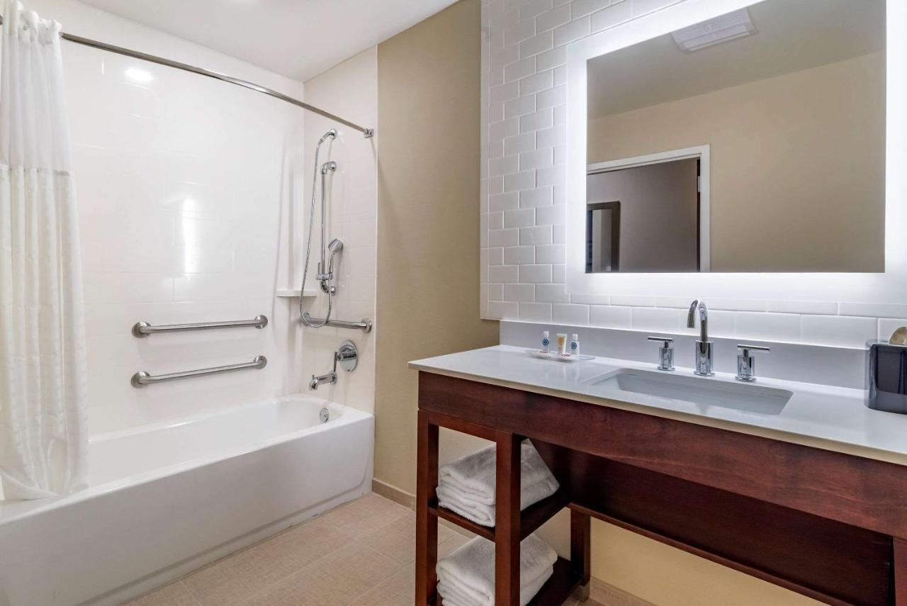 Comfort Suites Newnan Εξωτερικό φωτογραφία