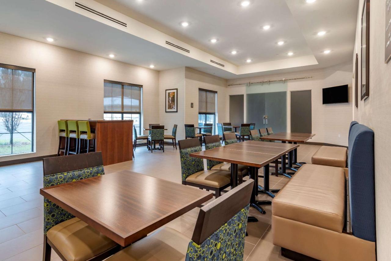 Comfort Suites Newnan Εξωτερικό φωτογραφία